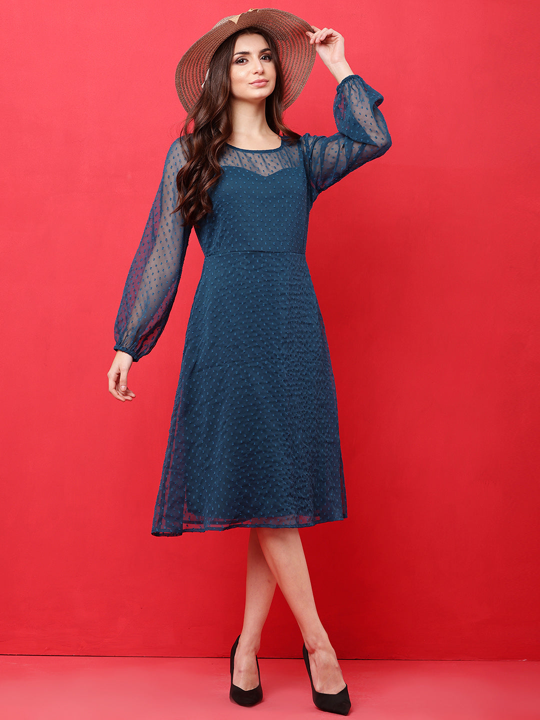Tushita romantic Scoop neck textured Knee length dress