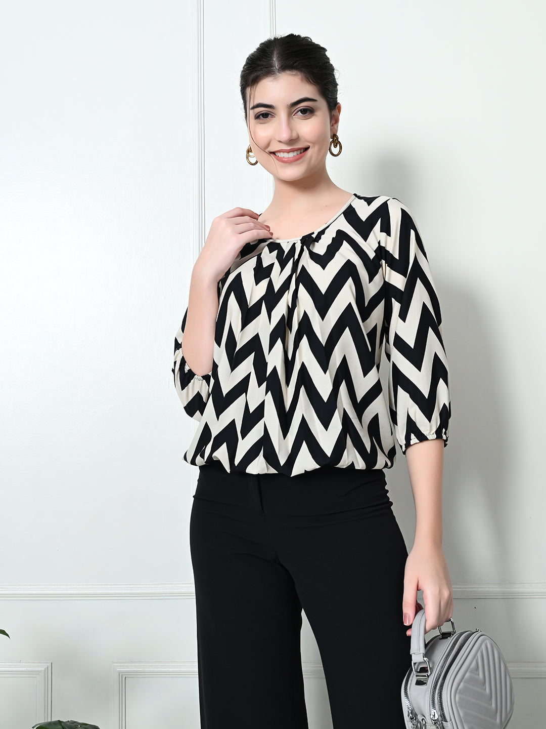 TUSHITA CHEVRON GEOMETRIC PRINT CASUAL SUMMER TOP