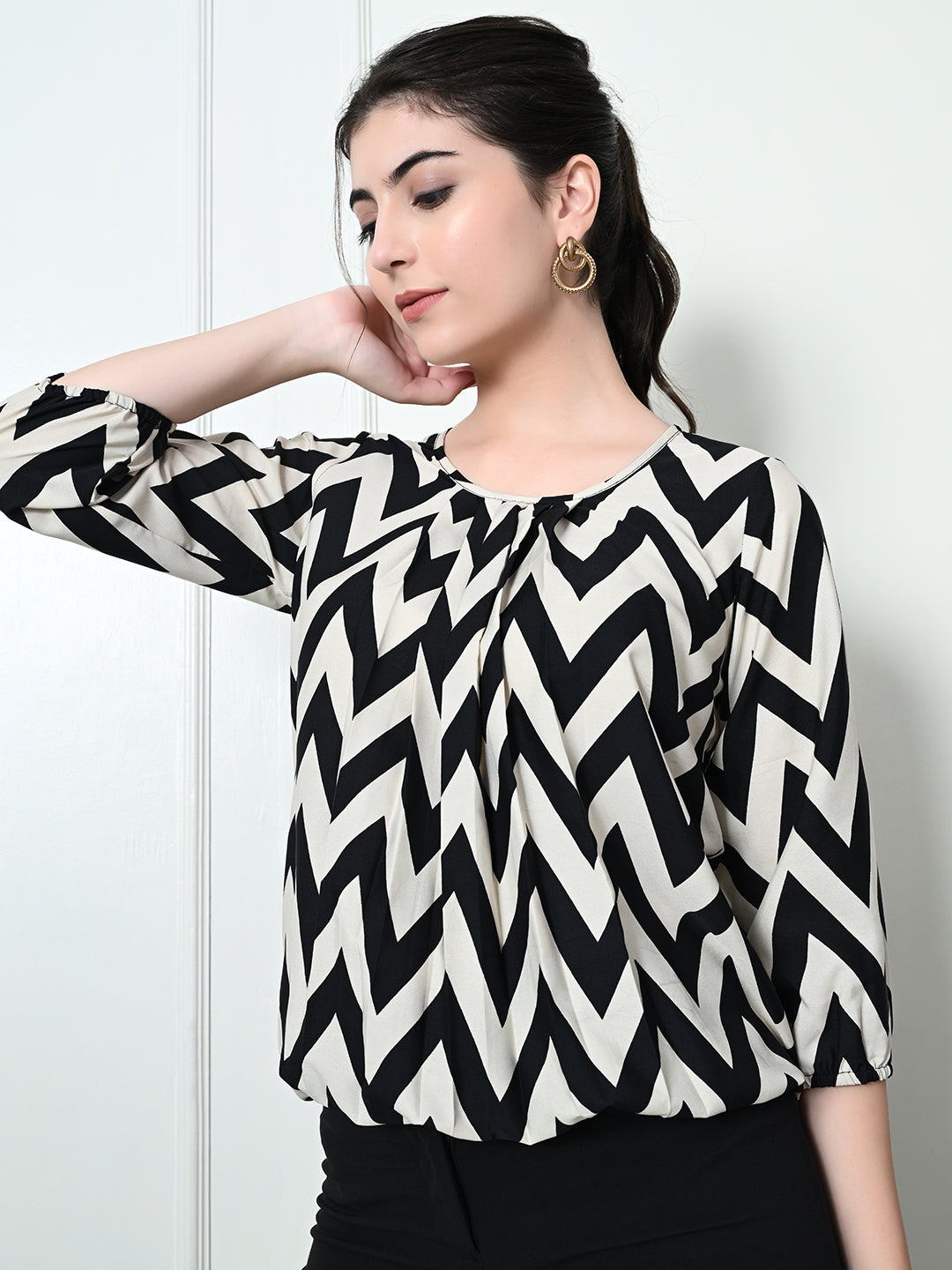 TUSHITA CHEVRON GEOMETRIC PRINT CASUAL SUMMER TOP