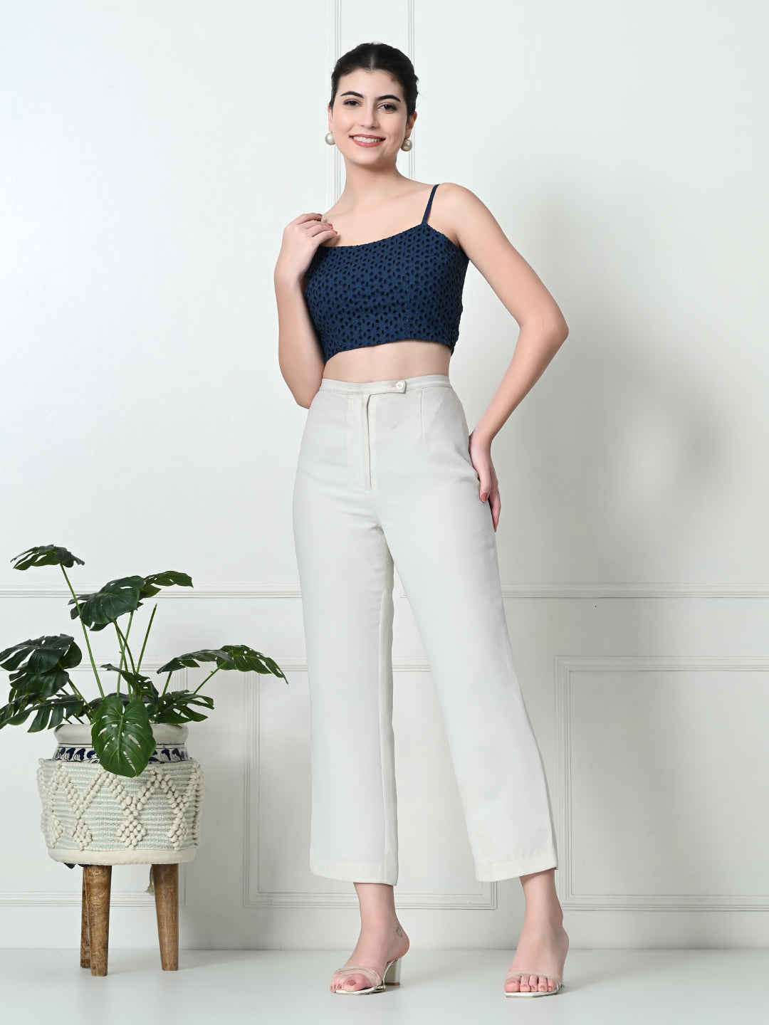 TUSHITA SCHIFFLI PATTERN CASUAL CROP TOP FOR SUMMER